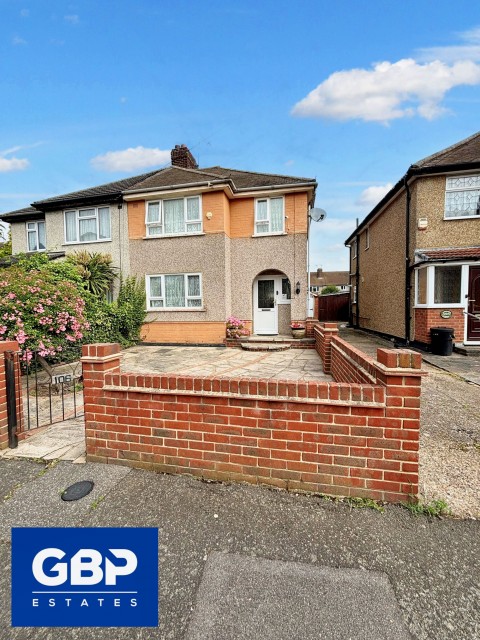 View Full Details for Windermere Avenue, Hornchurch, RM12
