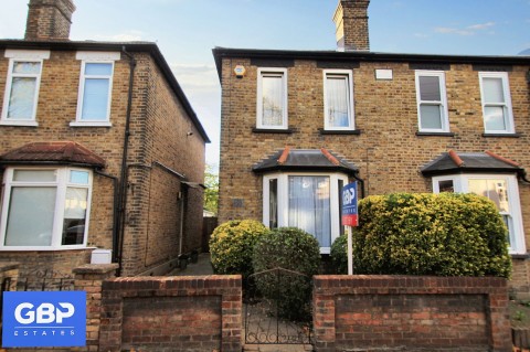 View Full Details for Catherine Road, Romford, RM2