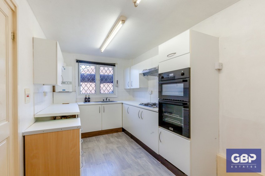 Images for Hitchin Close, Romford, RM3